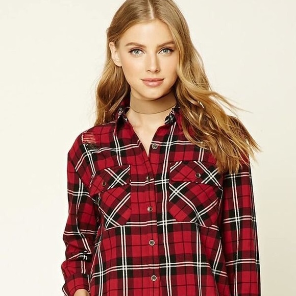 Forever 21 Tops - Forever 21 Plaid Button Down Shirt, M